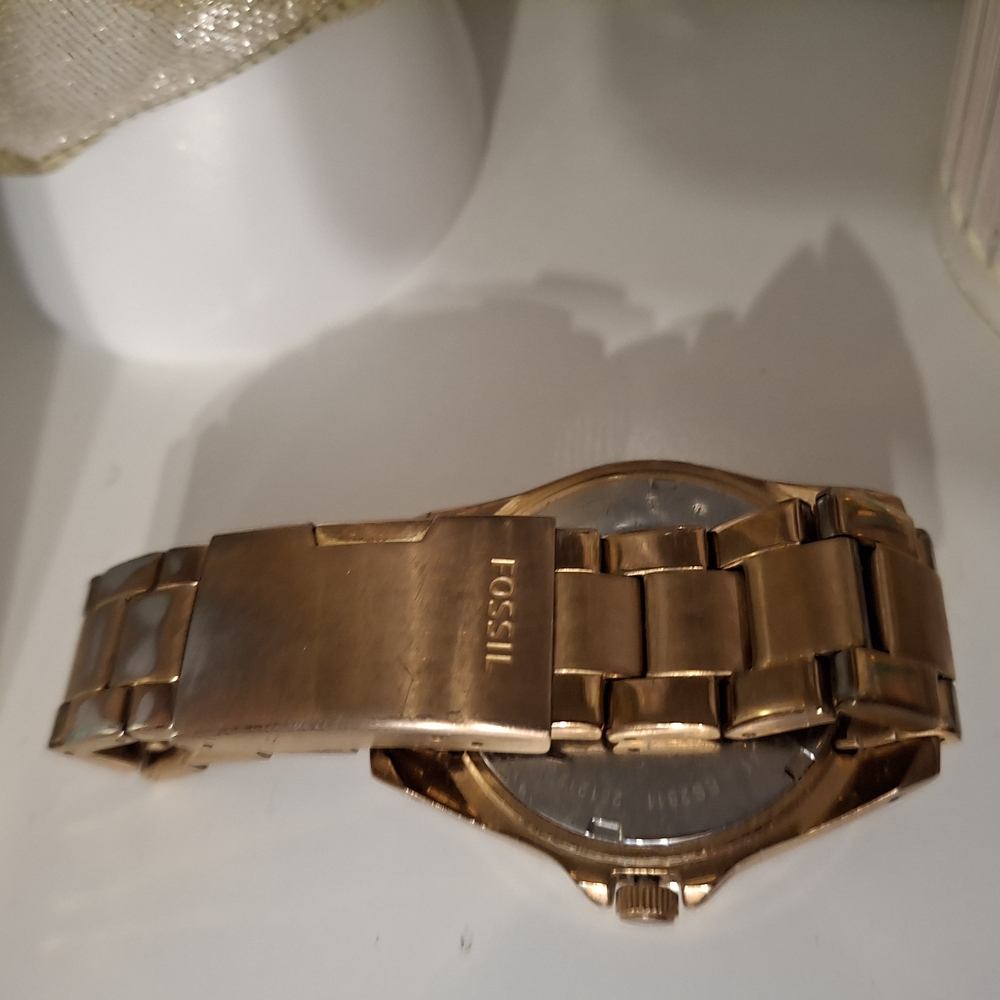 Fossil Riley Women's Rose Gold Watch - Picture 4 of 10